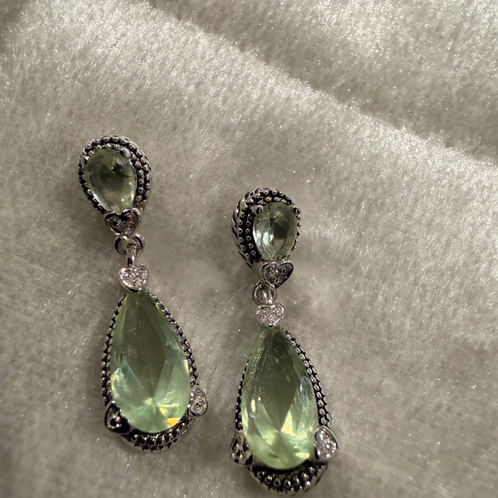 Green Amethyst Teardrop Dangle Earrings in 925 Silver Setting